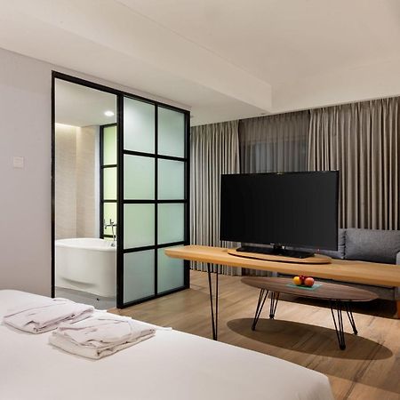 Hotel Santika Pasir Koja Bandung Exteriör bild