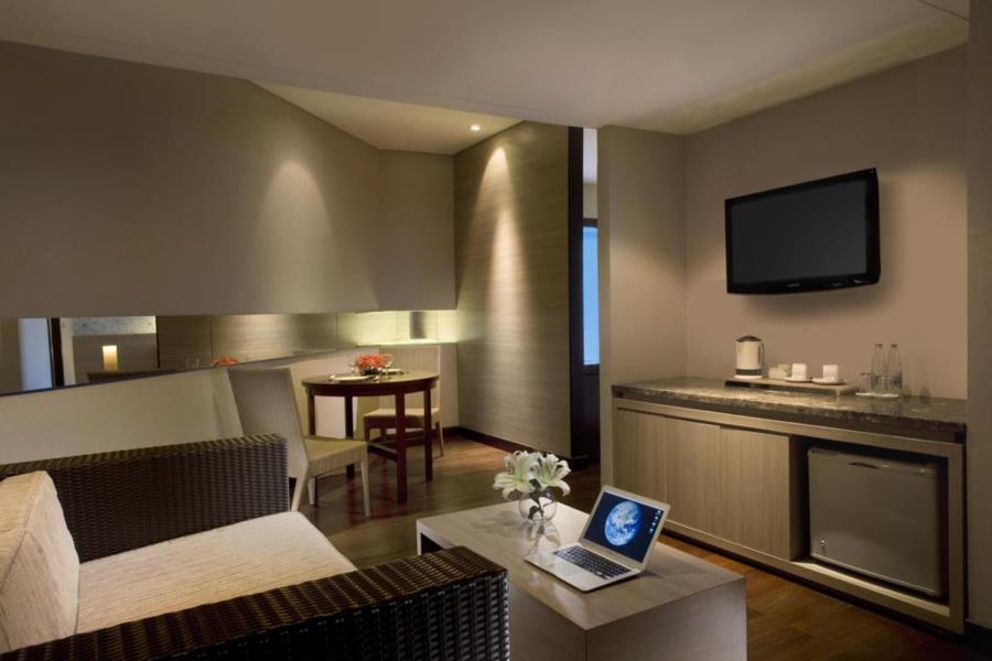 Hotel Santika Pasir Koja Bandung Exteriör bild