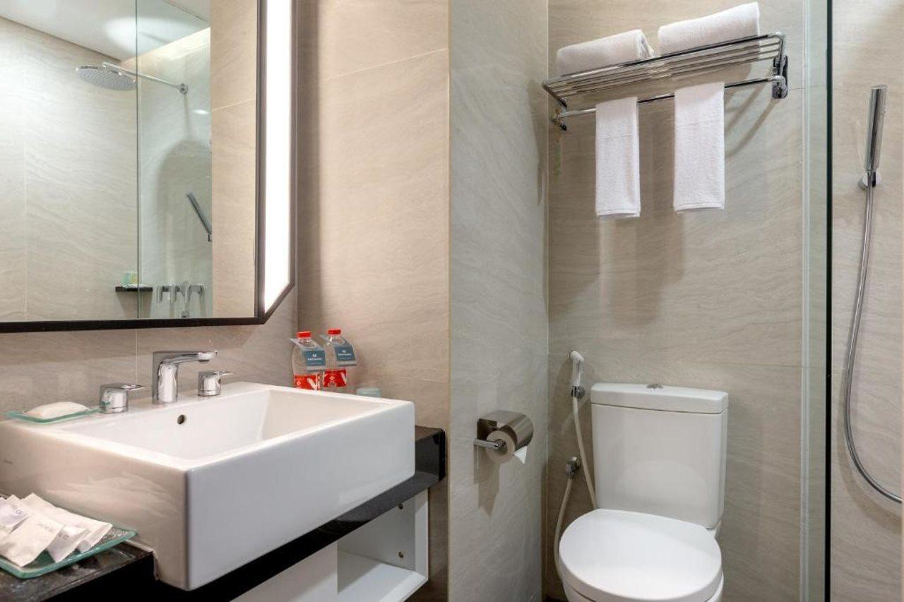 Hotel Santika Pasir Koja Bandung Exteriör bild